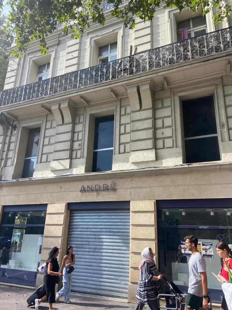 À louer – Local commercial 429 m² sur la Canebière à Marseille - Bouches-du-Rhône (13)