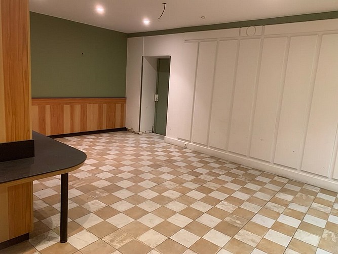 À louer - Local commercial 128 m² à Marseille - Bouches-du-Rhône (13)