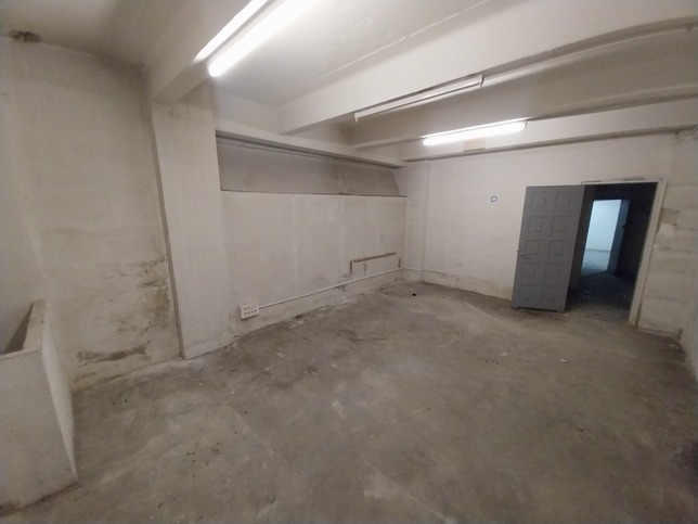 À louer - Local commercial 175 m² à Marseille - Bouches-du-Rhône (13)