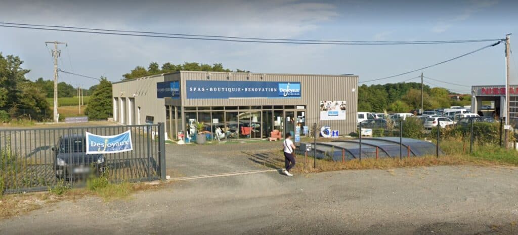 À louer – Commerce de 800 m² à reprendre à Mazères – Gironde (33)